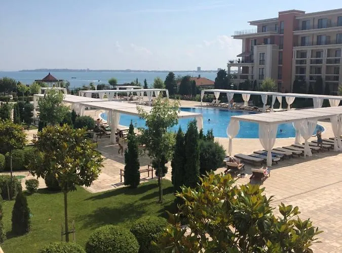 Private 156 In Prestige * 圣弗拉斯